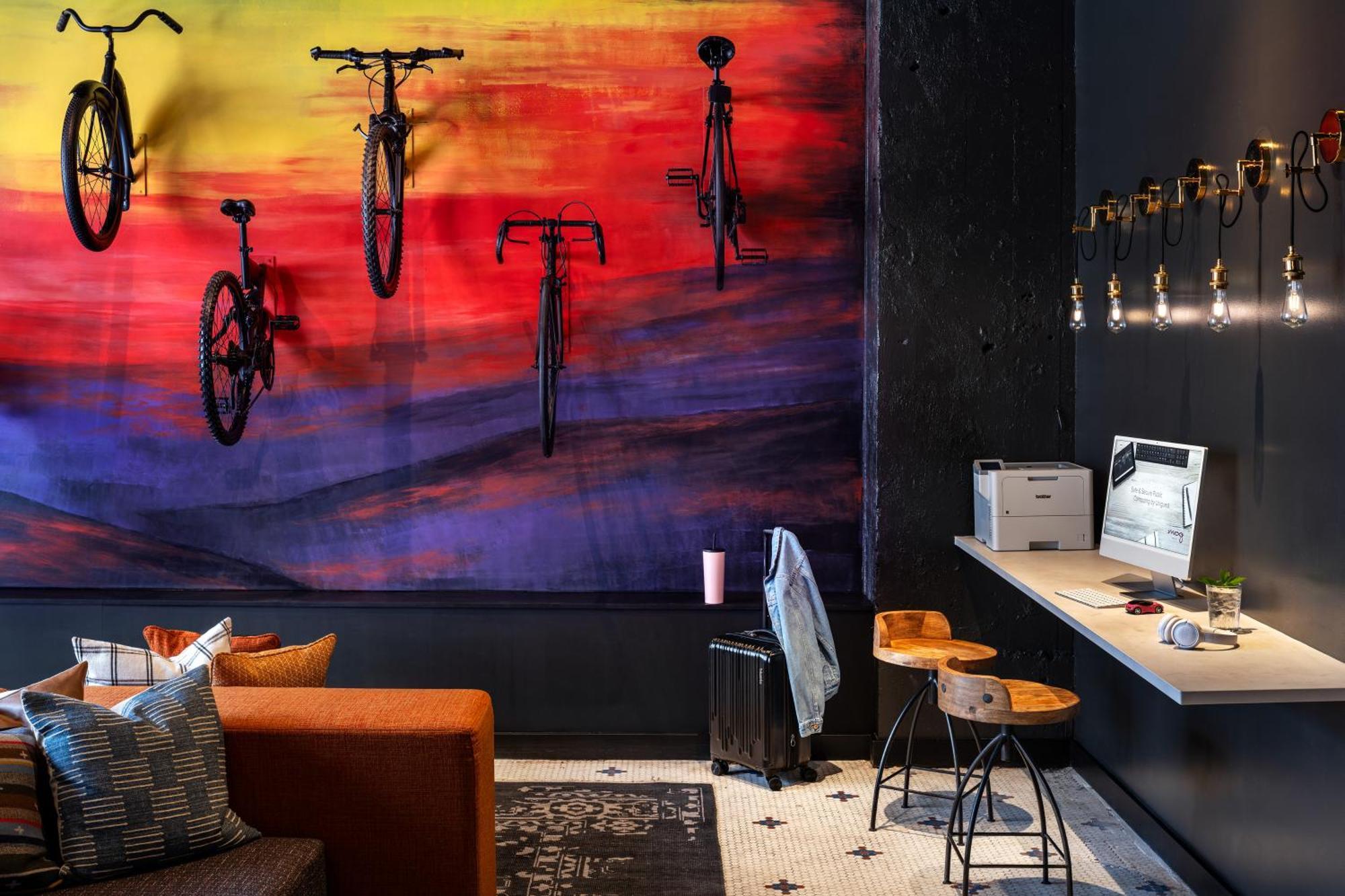Отель Moxy Springfield Downtown Экстерьер фото